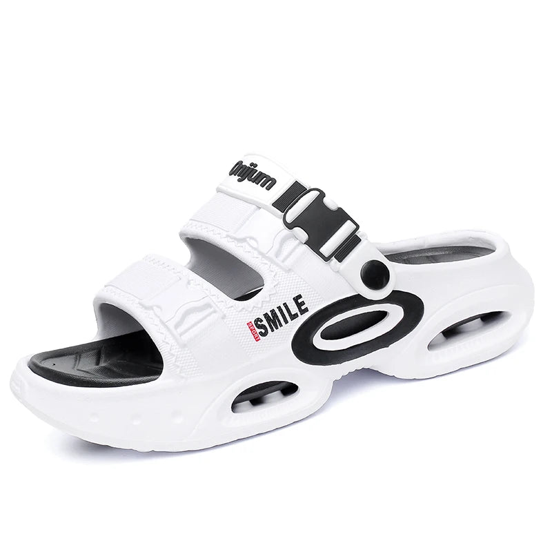 2026 Summer Men's Outdoor Clogs Beach Sandals Breathable Slippers EVA Soft Slides Mens Casual Garden Shoes Male Beach Slippers