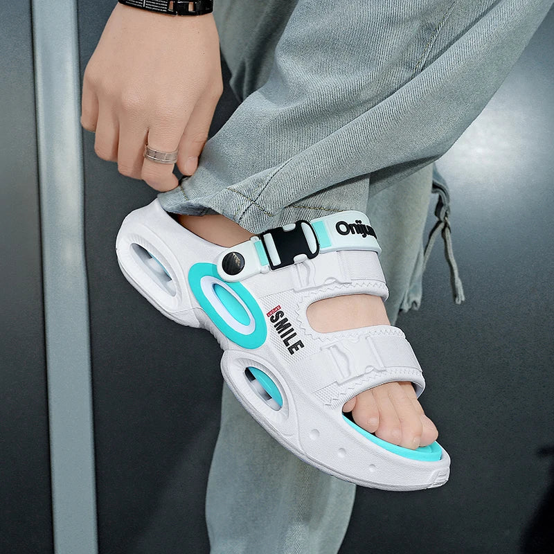 2026 Summer Men's Outdoor Clogs Beach Sandals Breathable Slippers EVA Soft Slides Mens Casual Garden Shoes Male Beach Slippers