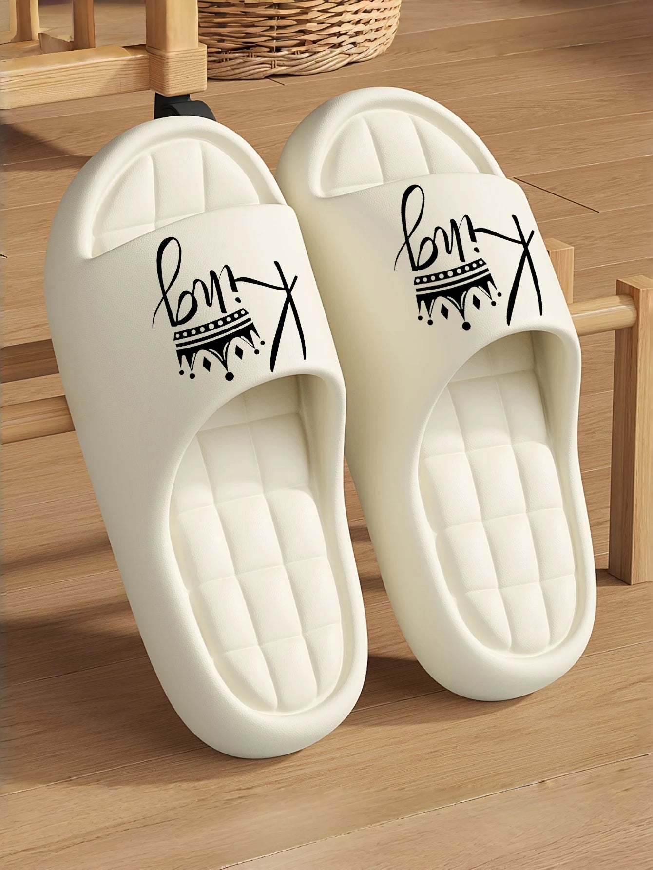 New Casual Innovative Design King Unisex Eva Soft-Soled Lightweight Home Slippers High-Quality Exclusive Brand Slippers
