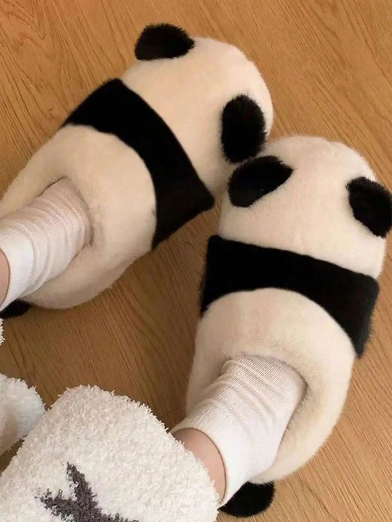 Fashionable Cute Panda Slippers Cartoon Home Slippers Warm Stylish Comfortable Ladies Winter Couple Autumn Winter Slippers