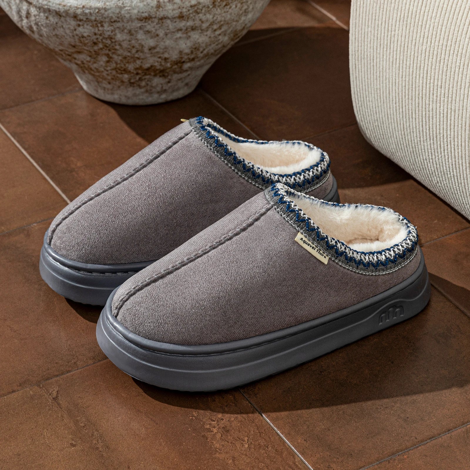 Winter Fashion Simple Fuzzy Home Lady's Shoes Warm Couples Indoor Leisure Soft Sole Women's Slippers Non-slip Fuzzy Bedroom