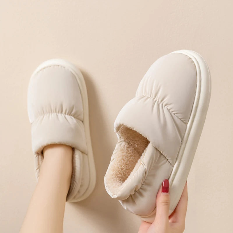 Ladies Heel Coverage Fleece Slippers Down-proof Fabric Shoes Non-Slip Winter House Shoes with Soft Sole for Home and Outdoor Use