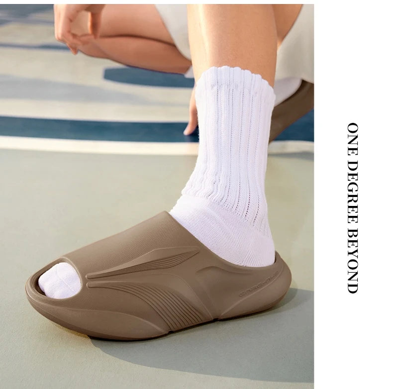 361 Degrees Furious Men Slippers Outdoors Breathable Soft Anti-slip Antiskid Sandal Flexible Durable Stable Male Shoes 672521113