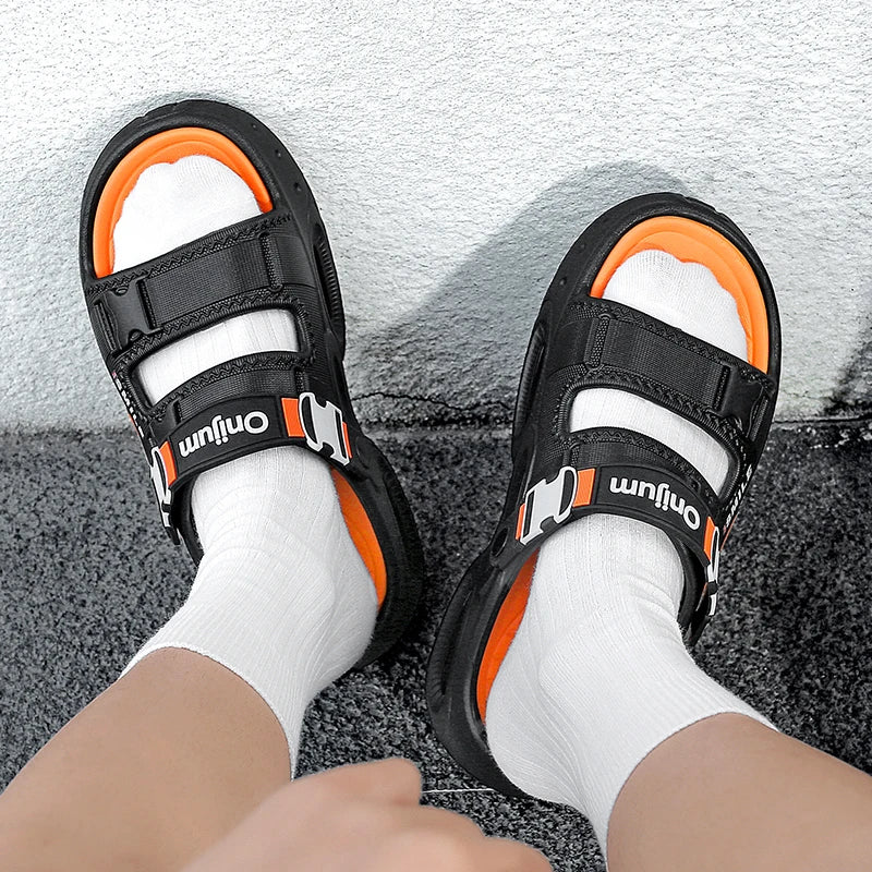 2026 Summer Men's Outdoor Clogs Beach Sandals Breathable Slippers EVA Soft Slides Mens Casual Garden Shoes Male Beach Slippers