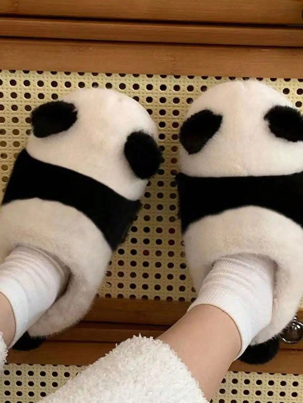 Fashionable Cute Panda Slippers Cartoon Home Slippers Warm Stylish Comfortable Ladies Winter Couple Autumn Winter Slippers