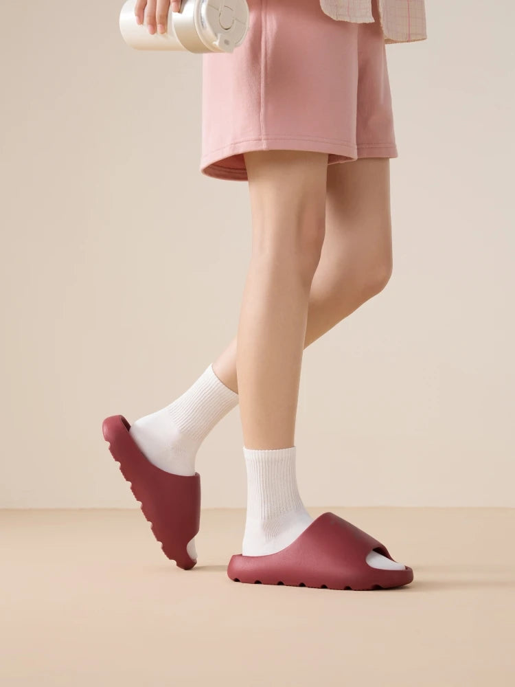 361 Degrees Men and Women Home slippers Antibacterial EVA Breathable Comfortable Skidproof Casual Outdoor Unisex shoes 622617002