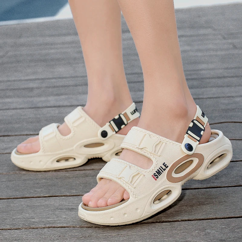 2026 Summer Men's Outdoor Clogs Beach Sandals Breathable Slippers EVA Soft Slides Mens Casual Garden Shoes Male Beach Slippers