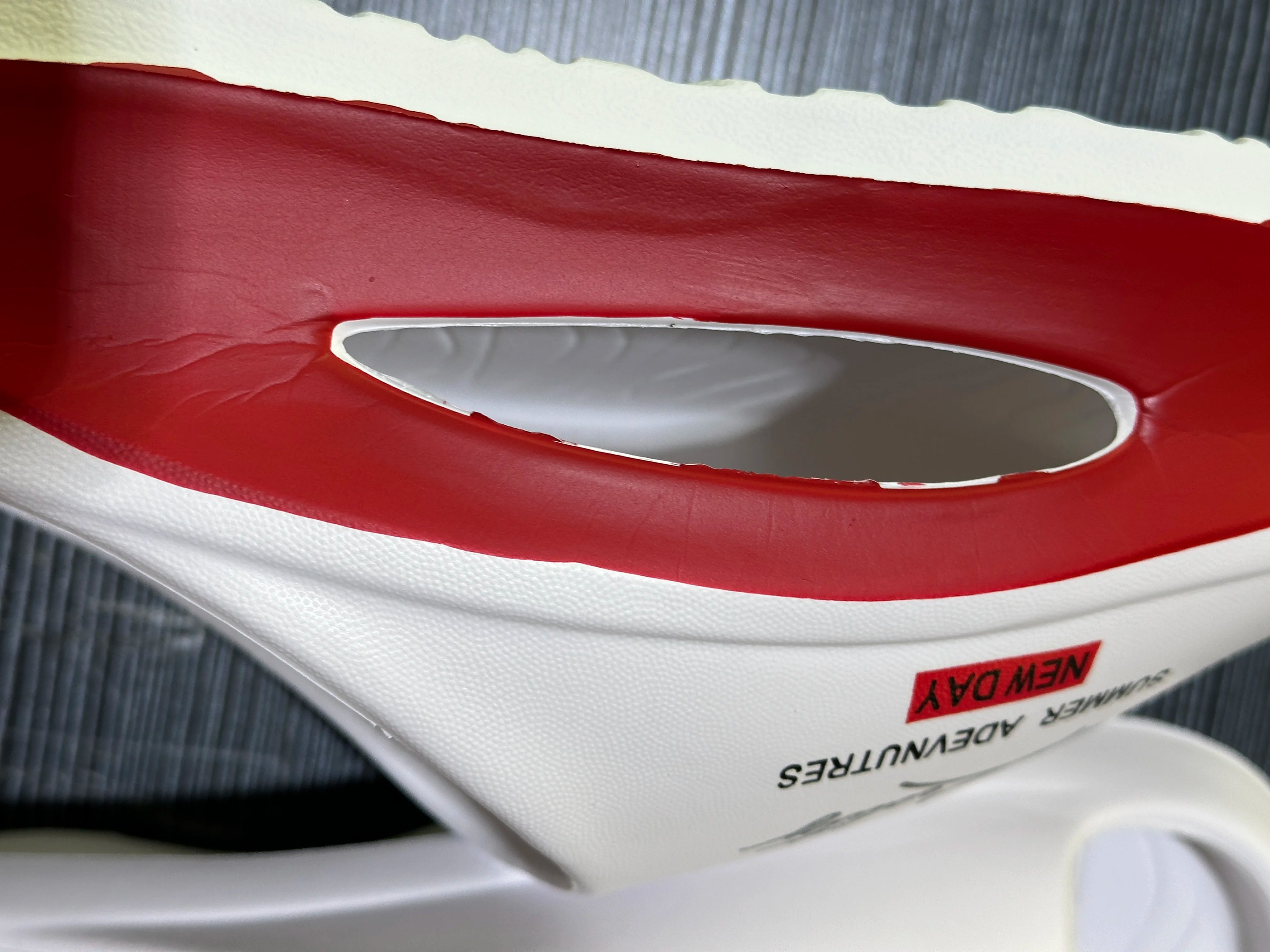 Summer New EVA Slippers for Bathroom, Anti slip and Odor proof Beach, Couple's Outerwear, Clip on Cold Slippers for Men