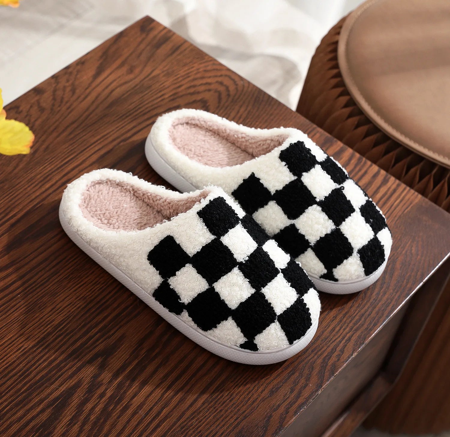 Women's Winter High-End Cotton Slippers, Women's Indoor Home Plush Warm Maternity Slippers, Couple Slippers with Added Fleece for Men in Autumn and Winter