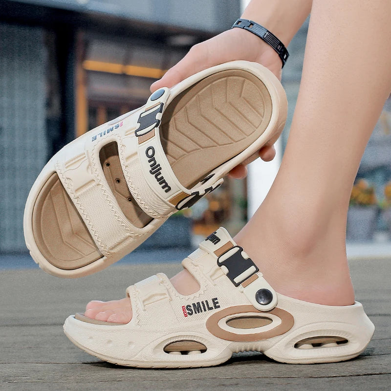 2026 Summer Men's Outdoor Clogs Beach Sandals Breathable Slippers EVA Soft Slides Mens Casual Garden Shoes Male Beach Slippers